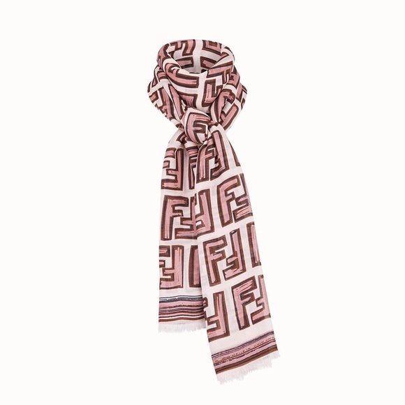 ❤️SOLD❤️Fendi Pink Twil Scarf - Picture 3 of 6